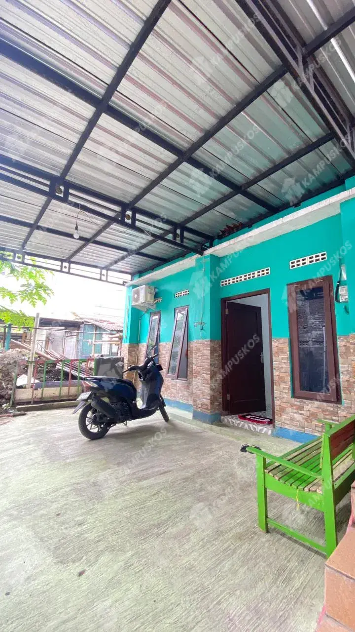 DIKONTRAKAN RUMAH ISIAN NYAMAN 2 KAMAR AREA CONDONGCATUR 2K03AL010226
